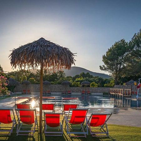 Camping Les Hautes Prairies Lourmarin Luaran gambar