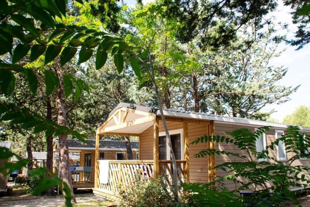 Camping Les Hautes Prairies Lourmarin Luaran gambar