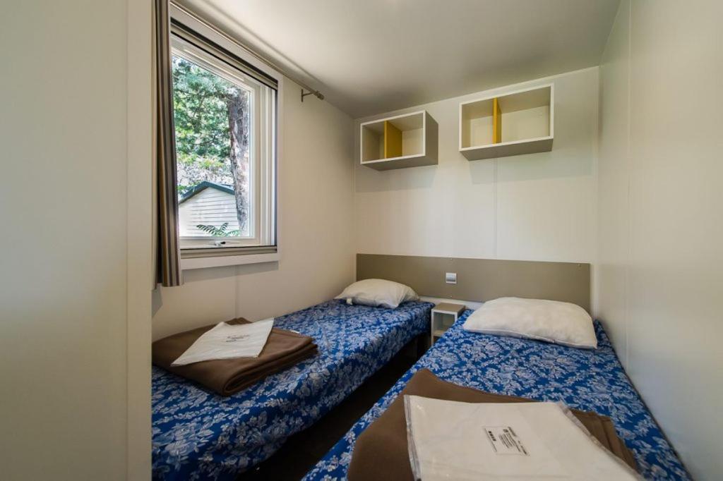 Camping Les Hautes Prairies Lourmarin Luaran gambar